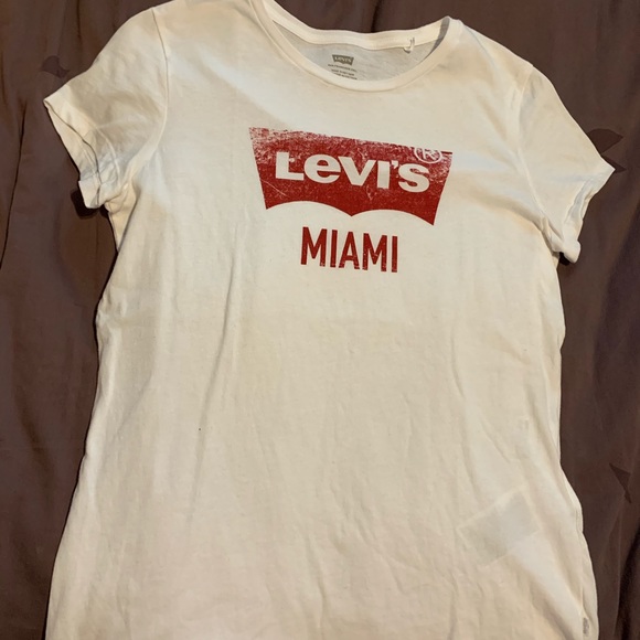 Levi’s shirts (SOLD) - Picture 2 of 2